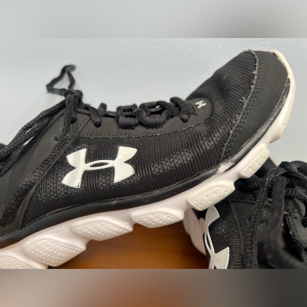 Under Armour Charged Assert Athletic Sneakers Wom… - image 6